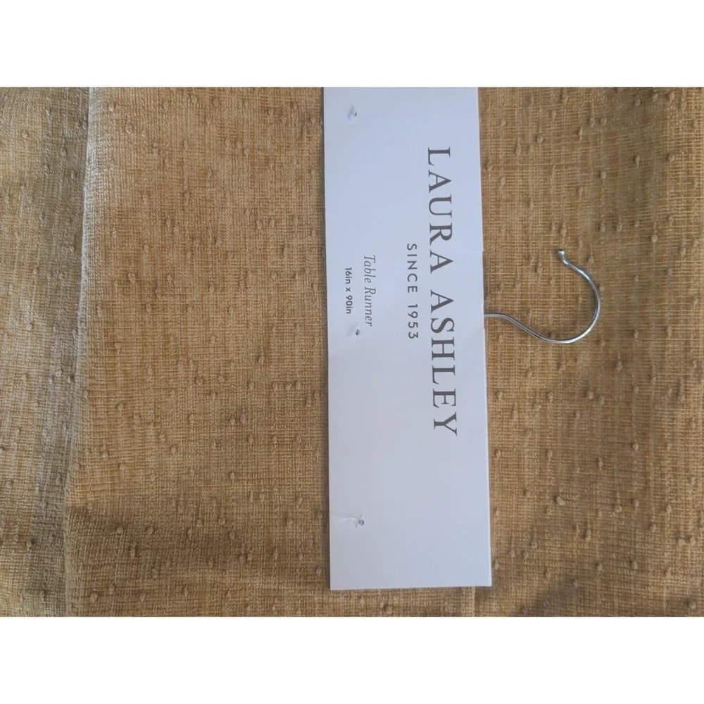 Laura Ashley Surrey Gold 16